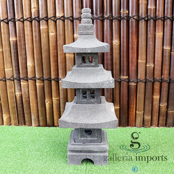 Medium Lava Stone Lantern