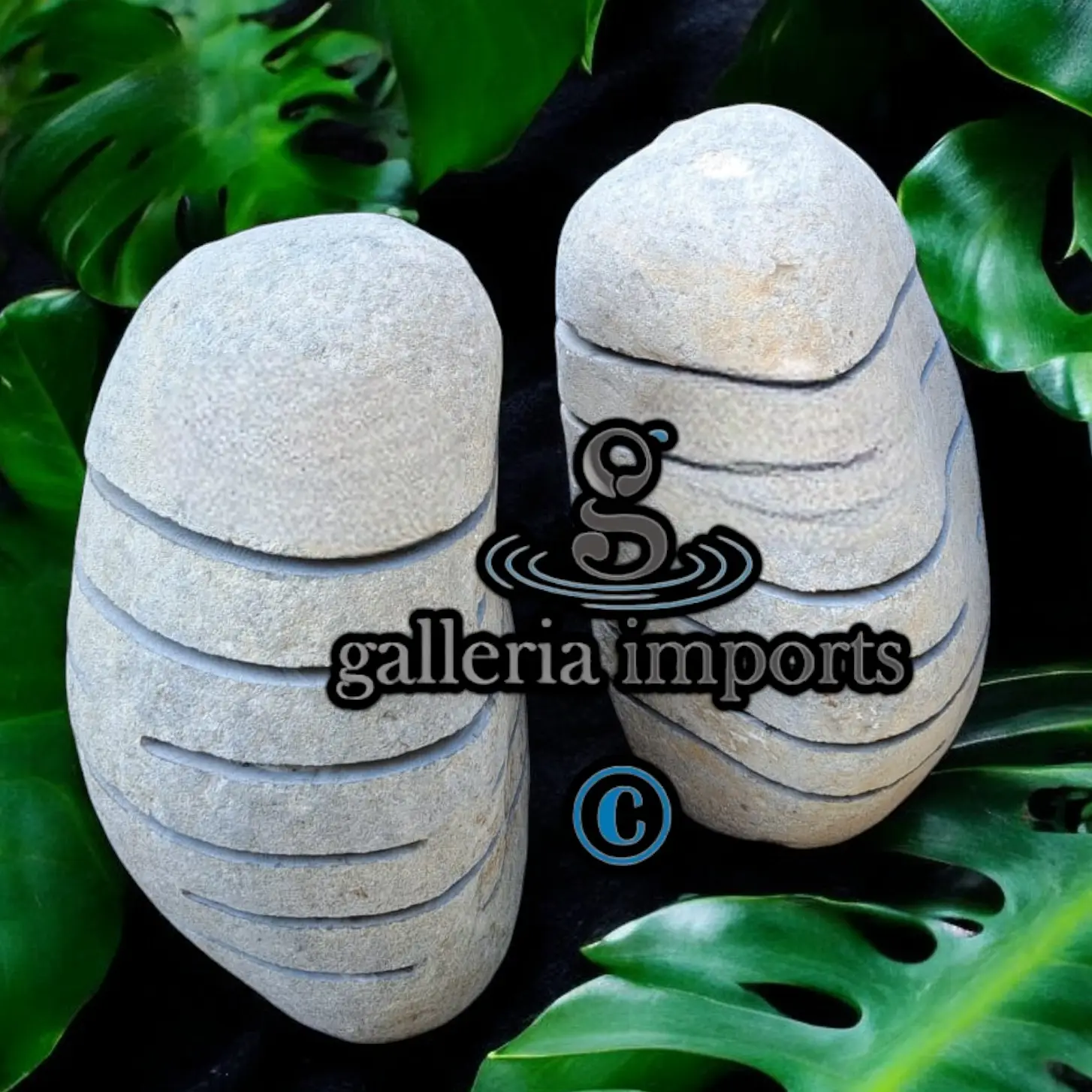 Stone Garden Lamp 70cm | 28" H